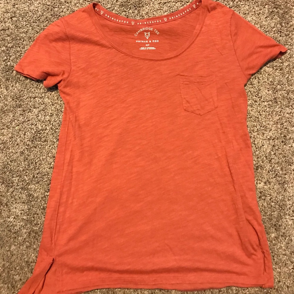 Tee